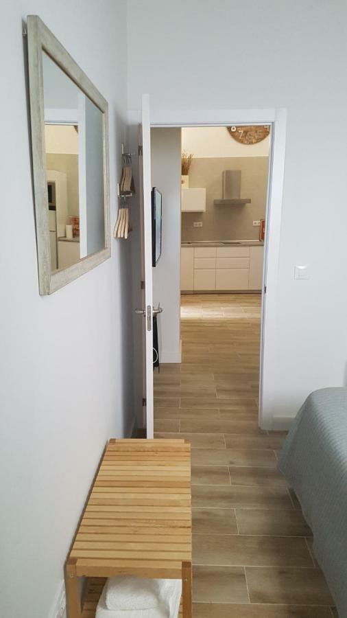 Luxury Apartment In Triana Close To The River Севиля Екстериор снимка